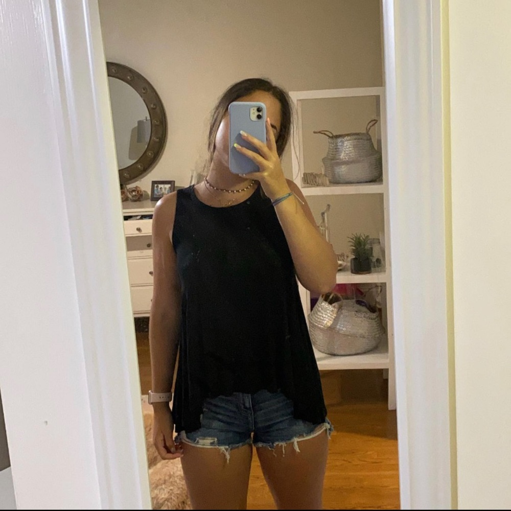 black tank